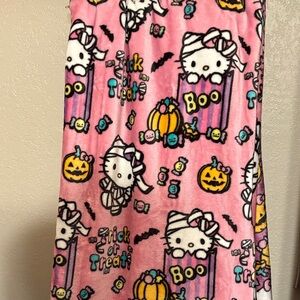 Hello Kitty Halloween Blanket
